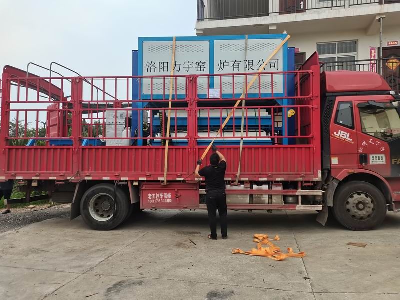 發(fā)貨現(xiàn)場(chǎng)